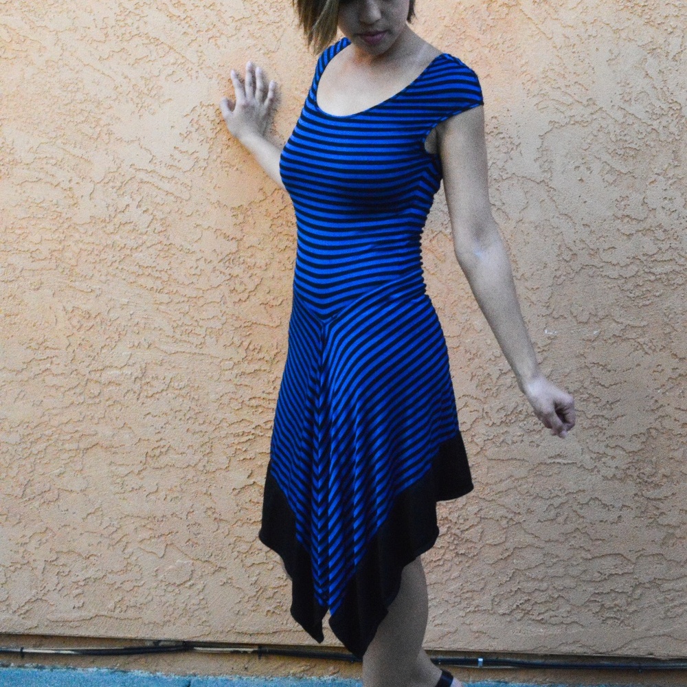 Max Studio Black and Blue Asymmetrical Dress